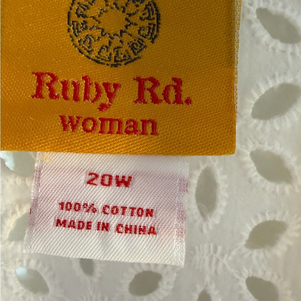 Ruby Rd. White Eyelet Short Sleeve Button Down Collared Blouse 20W - Picture 3 of 5